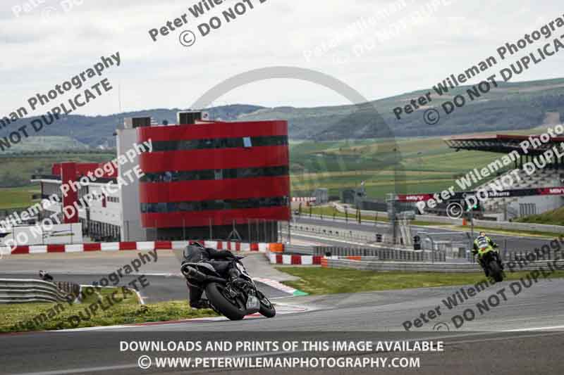 cadwell no limits trackday;cadwell park;cadwell park photographs;cadwell trackday photographs;enduro digital images;event digital images;eventdigitalimages;navarra;no limits trackdays;peter wileman photography;racing digital images;trackday digital images;trackday photos
